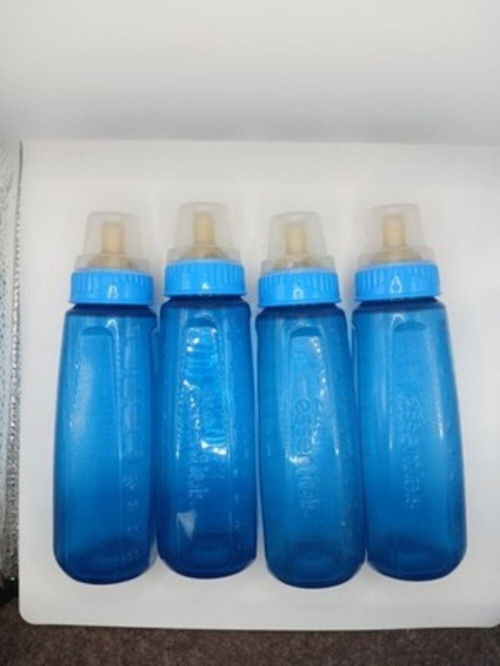 First Essentials Nuk blue latex baby bottle New 4 Pack. Colic Reduce Vent Nip